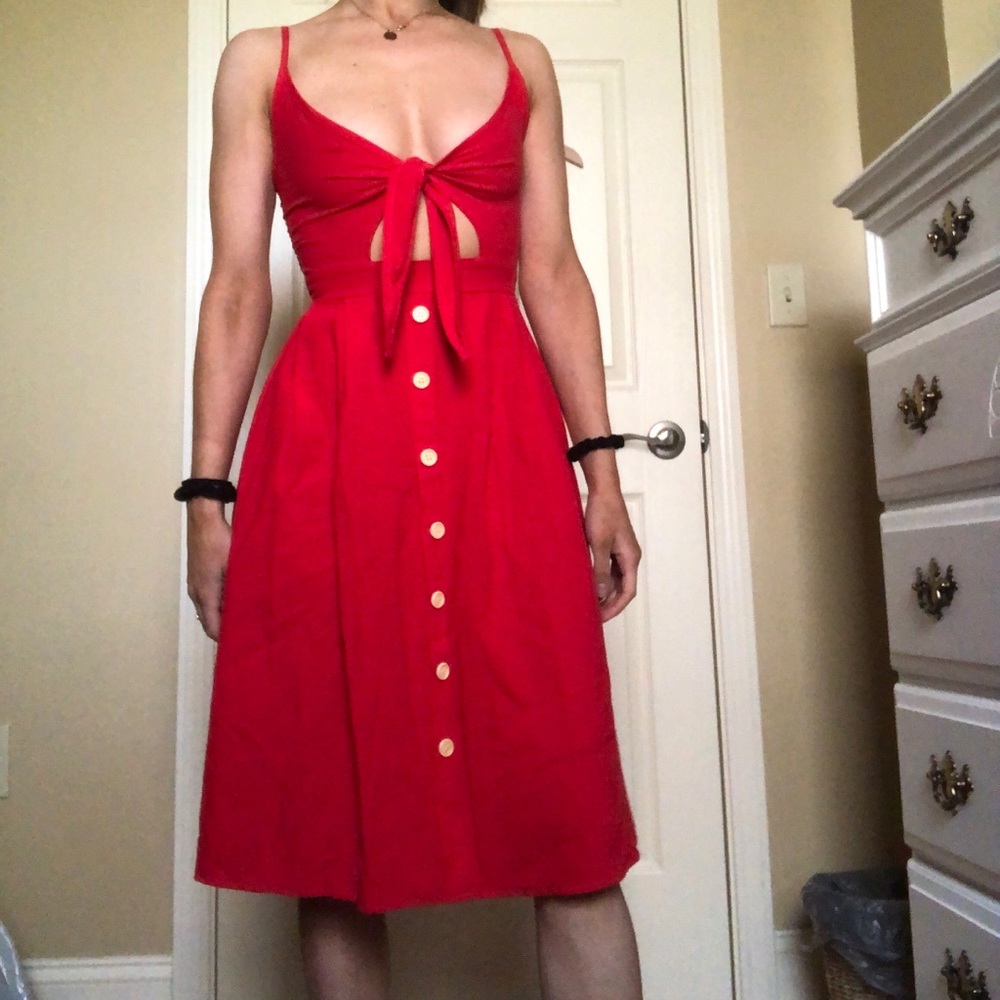 Red sun dress - Picture 1 of 4